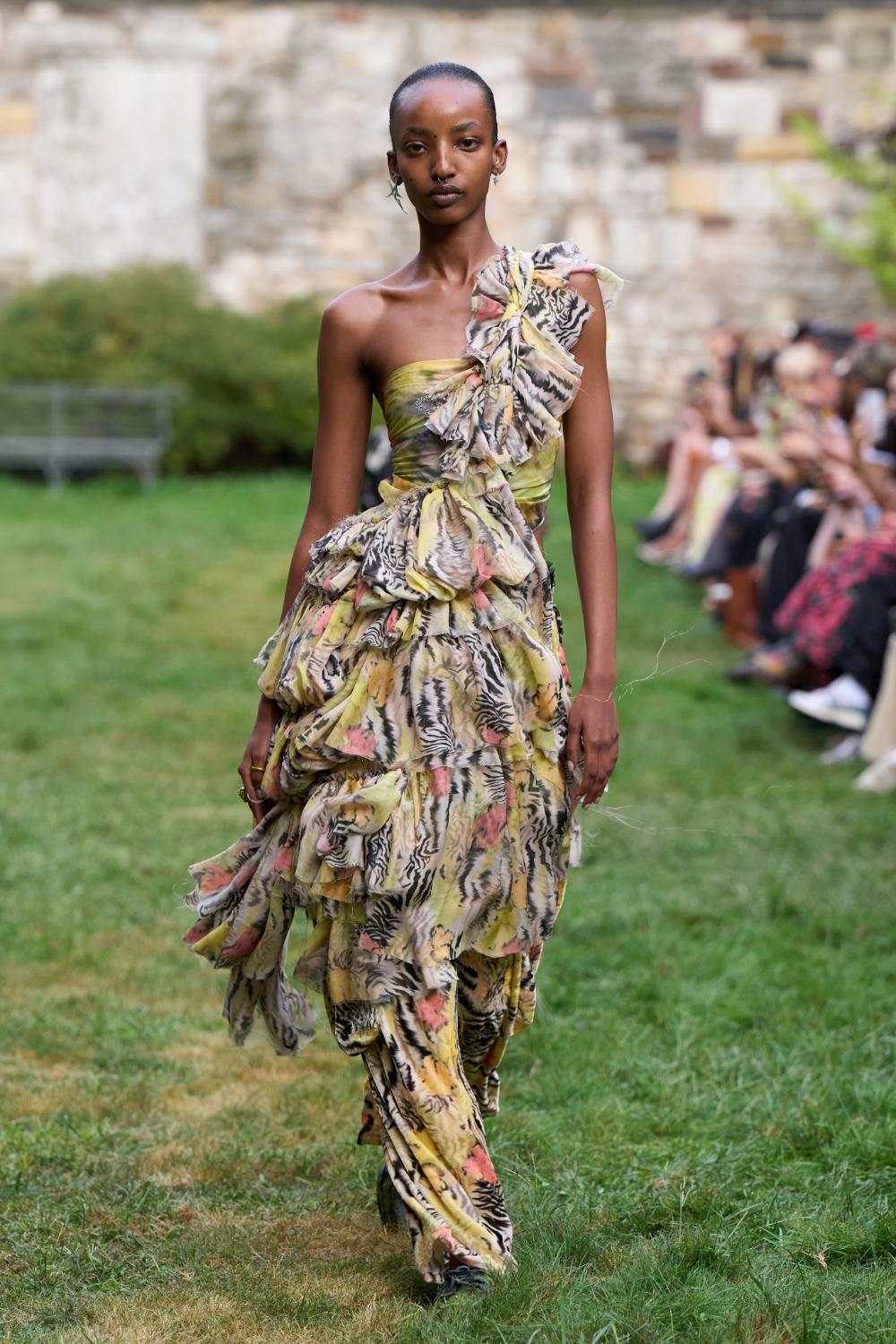Collina Strada Spring 2025 [New York] Creative Direction: Hillary Taymour; Photo: Courtesy of Collina Strada