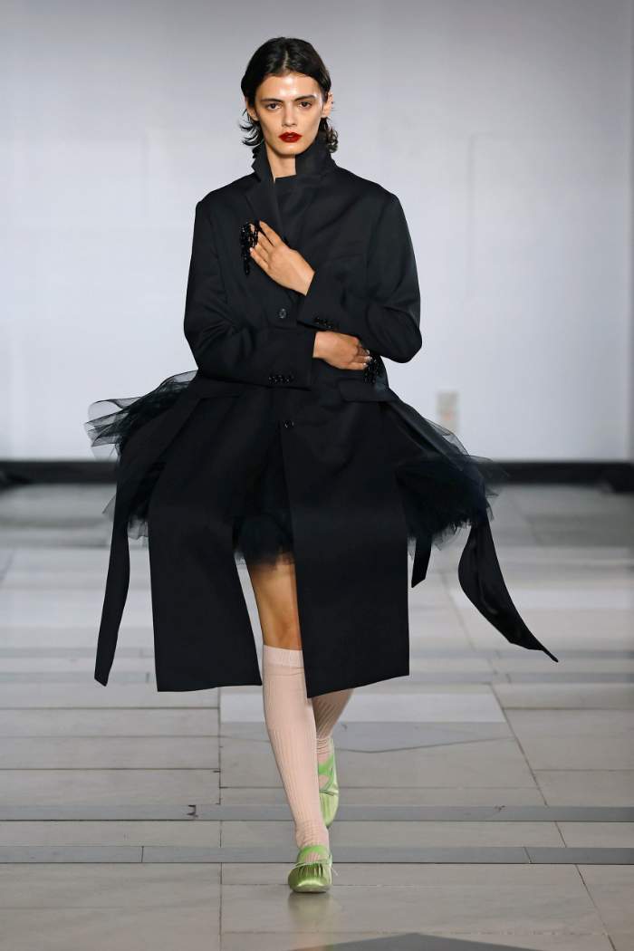 Simone Rocha Spring 2025 Look 4; Photo: Nowfashion.com
