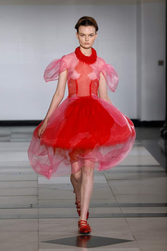 Simone Rocha Spring 2025 Look 9; Photo: Nowfashion.com