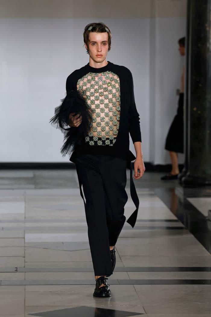 Simone Rocha Spring 2025 Look 27; Photo: Nowfashion.com