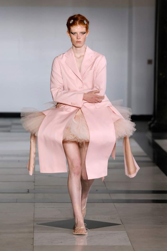 Simone Rocha Spring 2025 Look 45; Photo: Nowfashion.com
