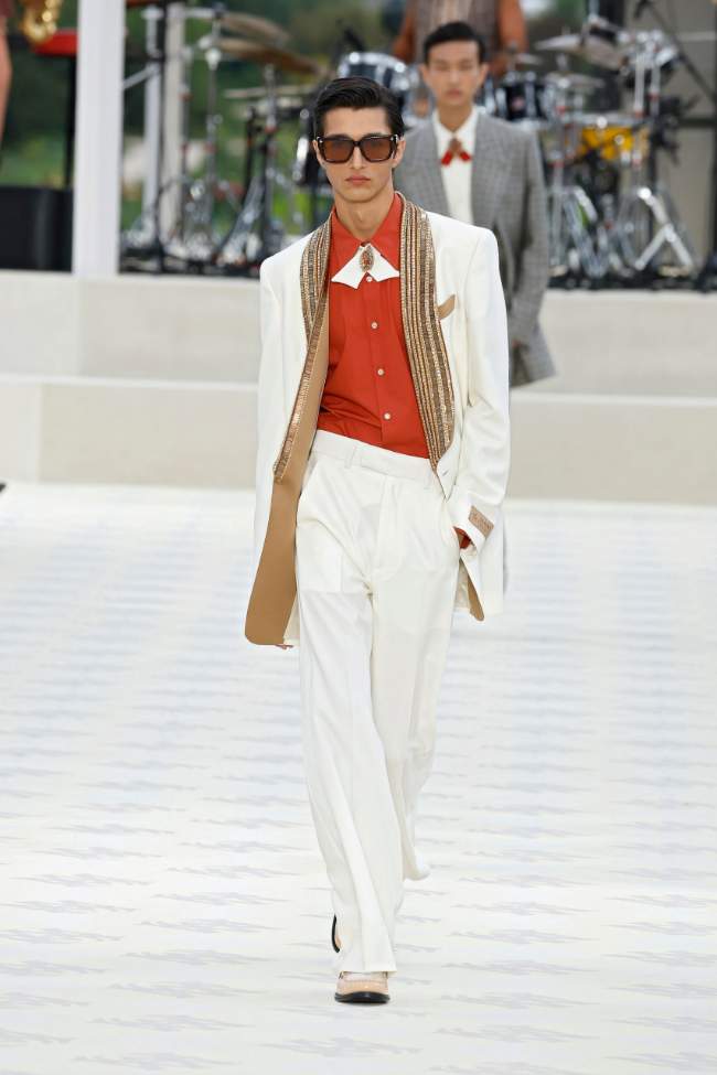 Amiri Spring 2025 Menswear Look 10; Photo: Nowfashion.com