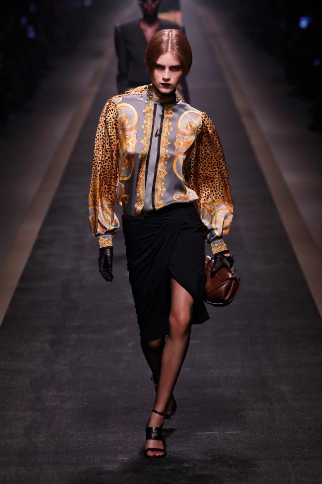 Versace Fall 2025 Collection - The Fashion Fold