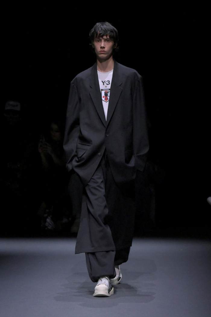 Y-3 Spring 2025 Menswear Look 24; Photo: NOWFASHION.com