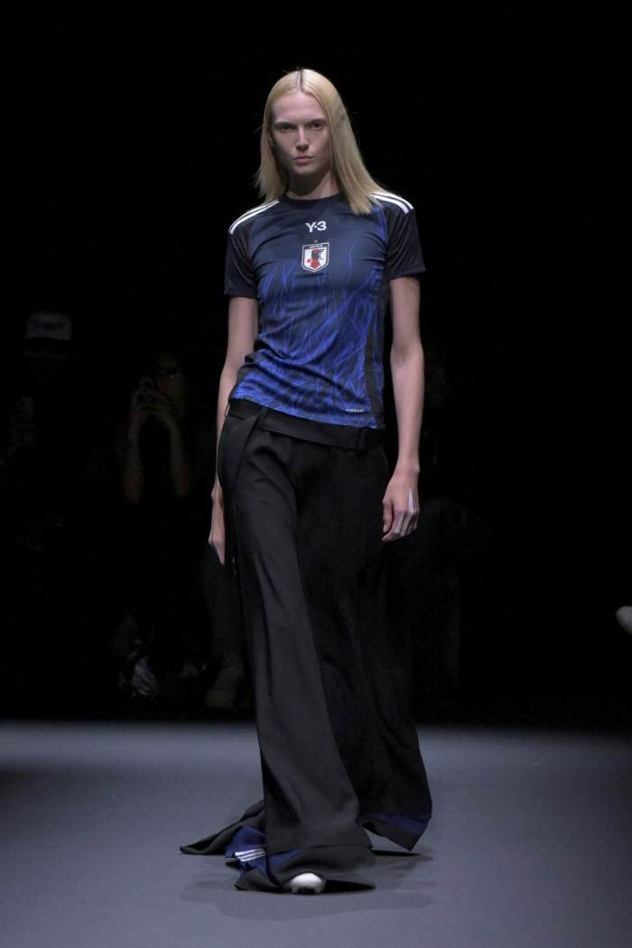 Y-3 Spring 2025 Menswear Look 26; Photo: NOWFASHION.com