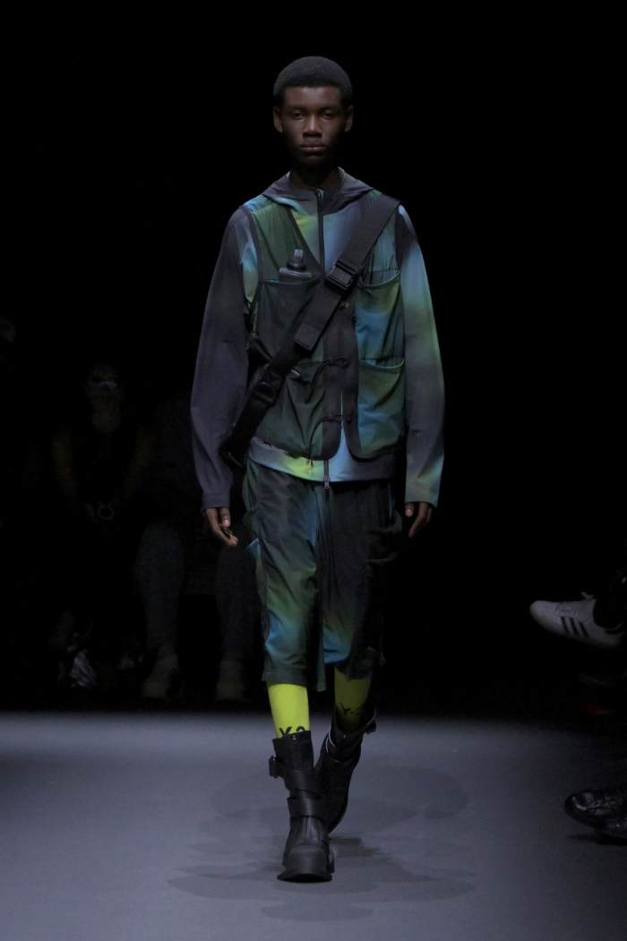 Y-3 Spring 2025 Menswear Look 28; Photo: NOWFASHION.com