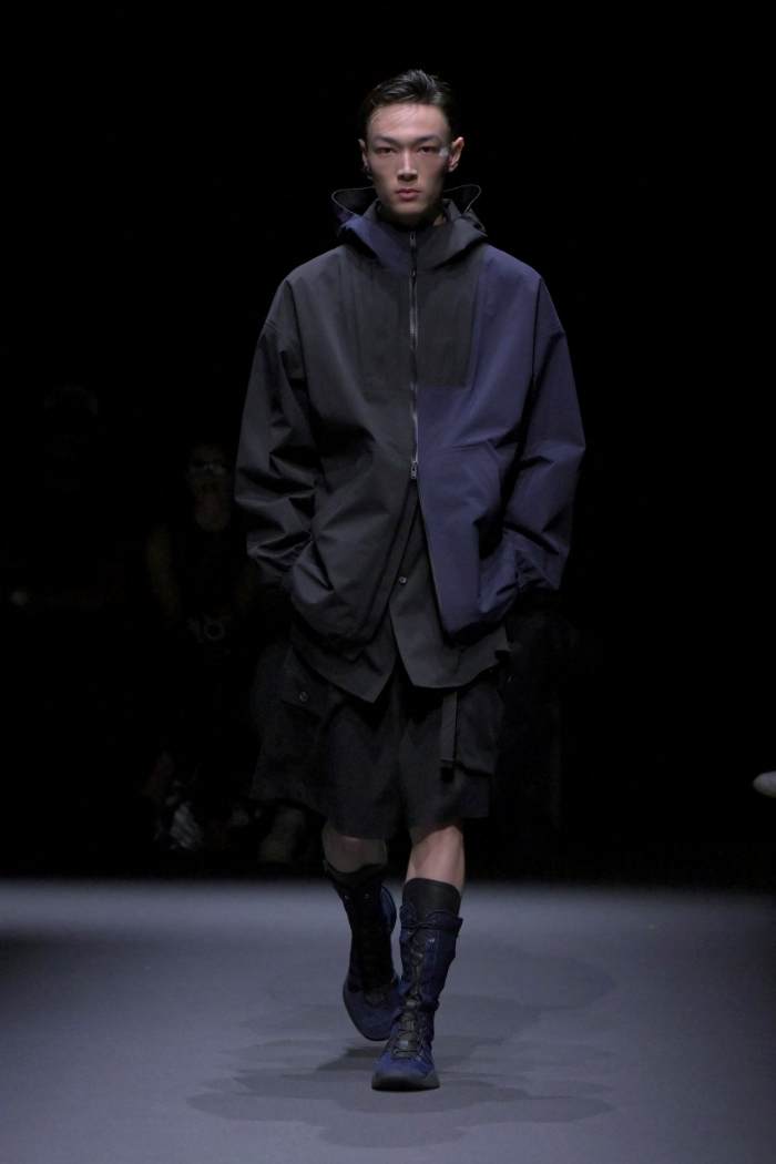 Y-3 Spring 2025 Menswear Look 29; Photo: NOWFASHION.com