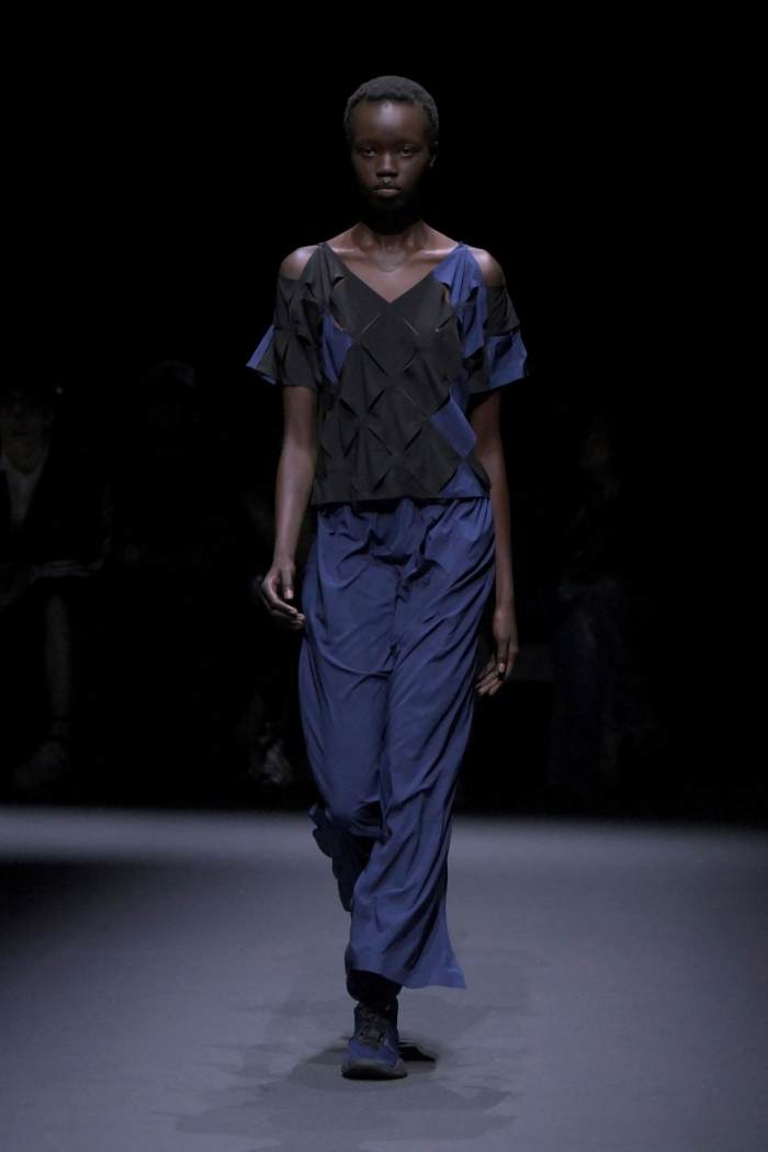 Y-3 Spring 2025 Menswear Look 36; Photo: NOWFASHION.com