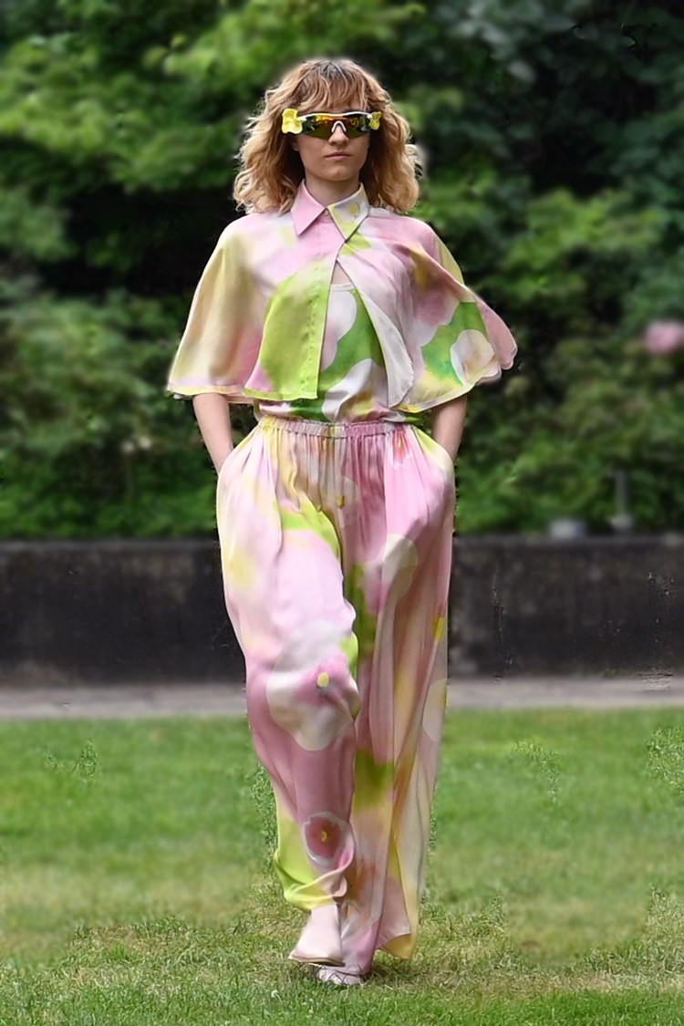 Look 19