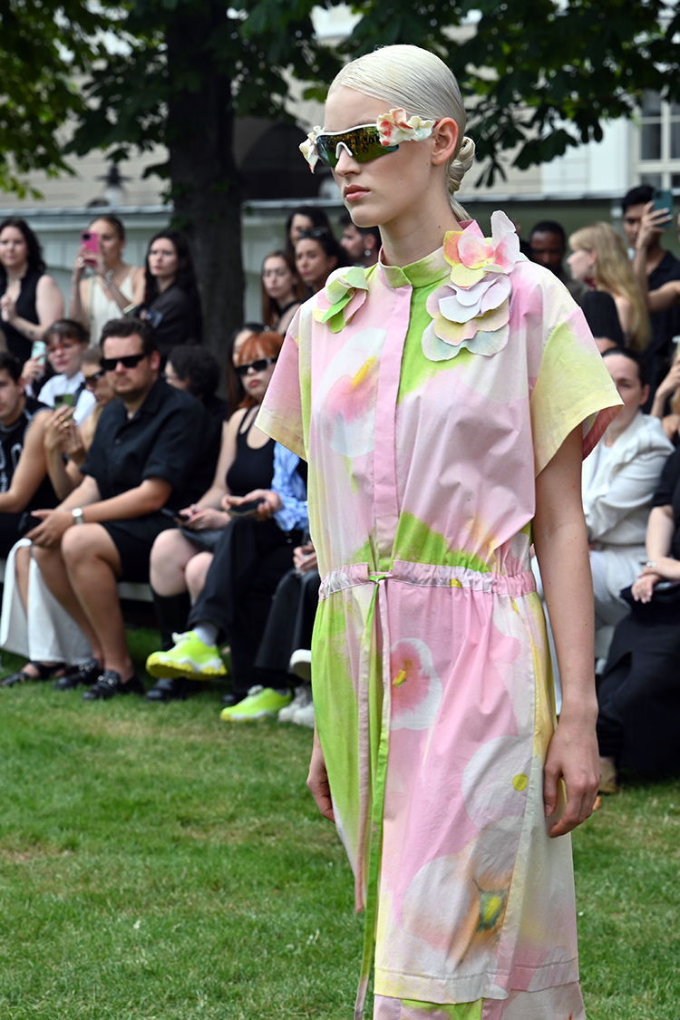Look 8
