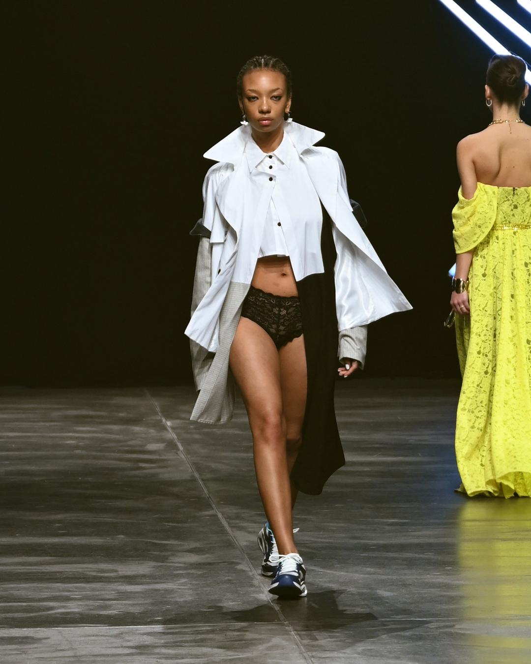 Rebekka Ruétz Fall 2024 at Berlin Fashion Week Look 24; Runway Photography: The Fashion Fold
