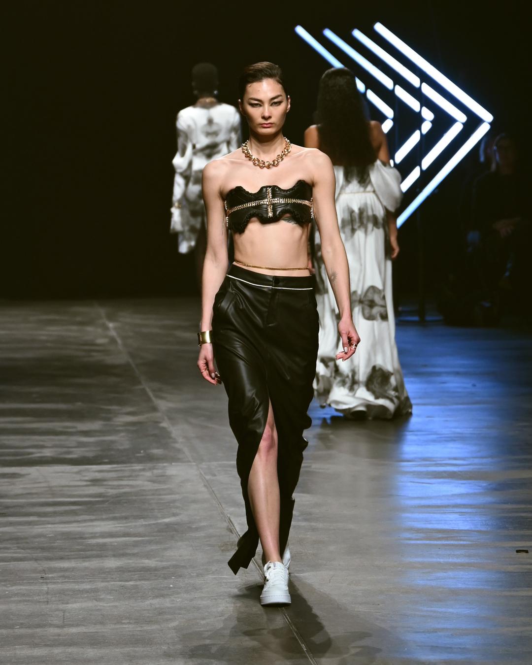 Rebekka Ruétz Fall 2024 at Berlin Fashion Week Look 15; Runway Photography: The Fashion Fold