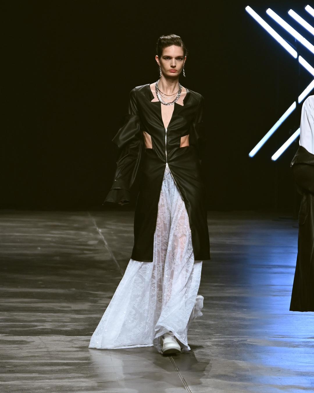 Rebekka Ruétz Fall 2024 at Berlin Fashion Week Look 36; Runway Photography: The Fashion Fold