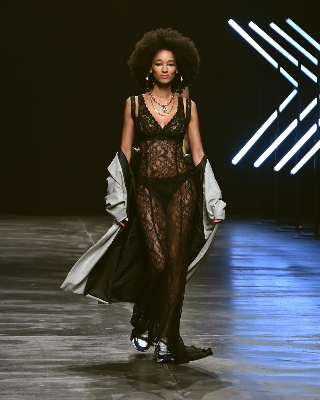 Rebekka Ruétz Fall 2024 at Berlin Fashion Week Look 26; Runway Photography: The Fashion Fold