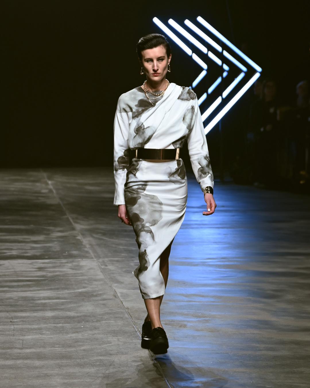 Rebekka Ruétz Fall 2024 at Berlin Fashion Week Look 13; Runway Photography: The Fashion Fold