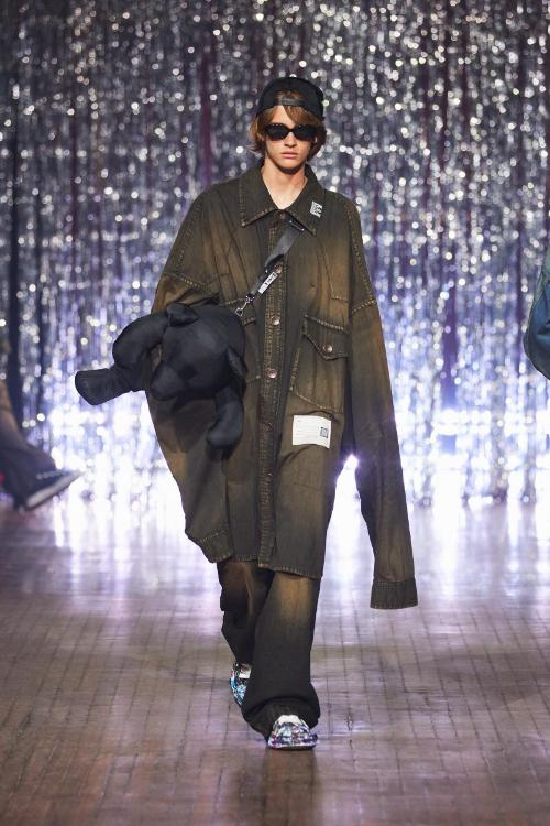 Maison Mihara Yasuhiro SS2025 Menswear Look 26