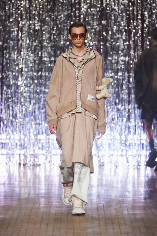 Maison Mihara Yasuhiro SS2025 Menswear Look 49