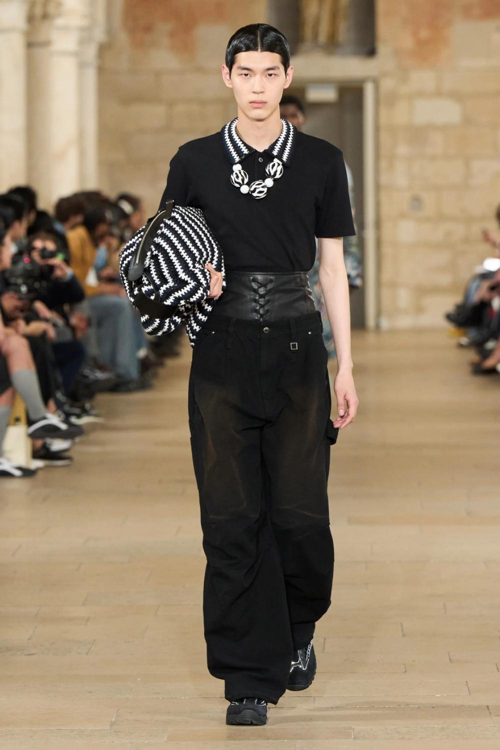 Fall 2025 Menswear Trend Forecast - Handbags - Wooyoungmi Spring 2025 Menswear