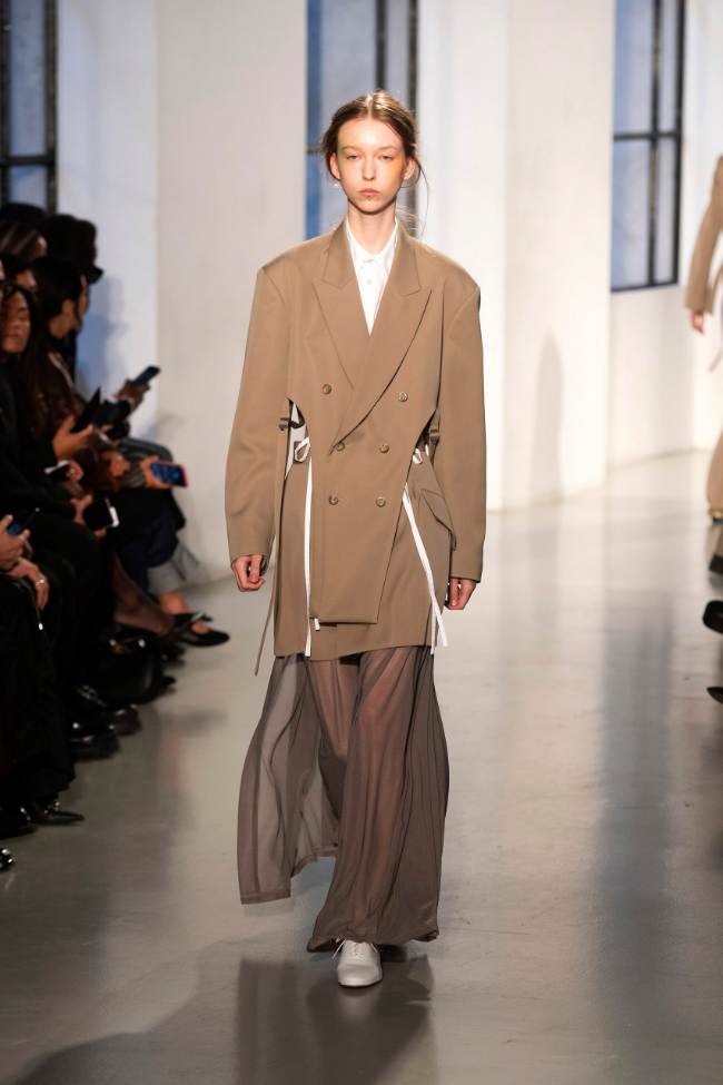 Ujoh Spring 2025; Photo: NowFashion