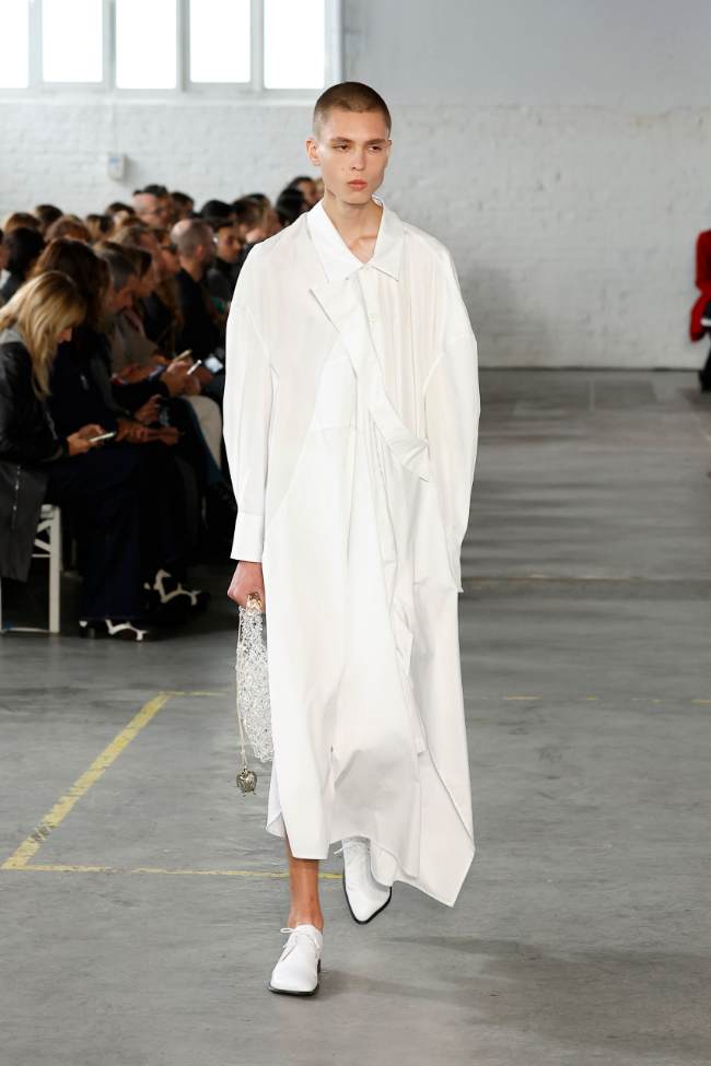 Niccolò Pasqualetti Spring 2025; Photo: NowFashion.com