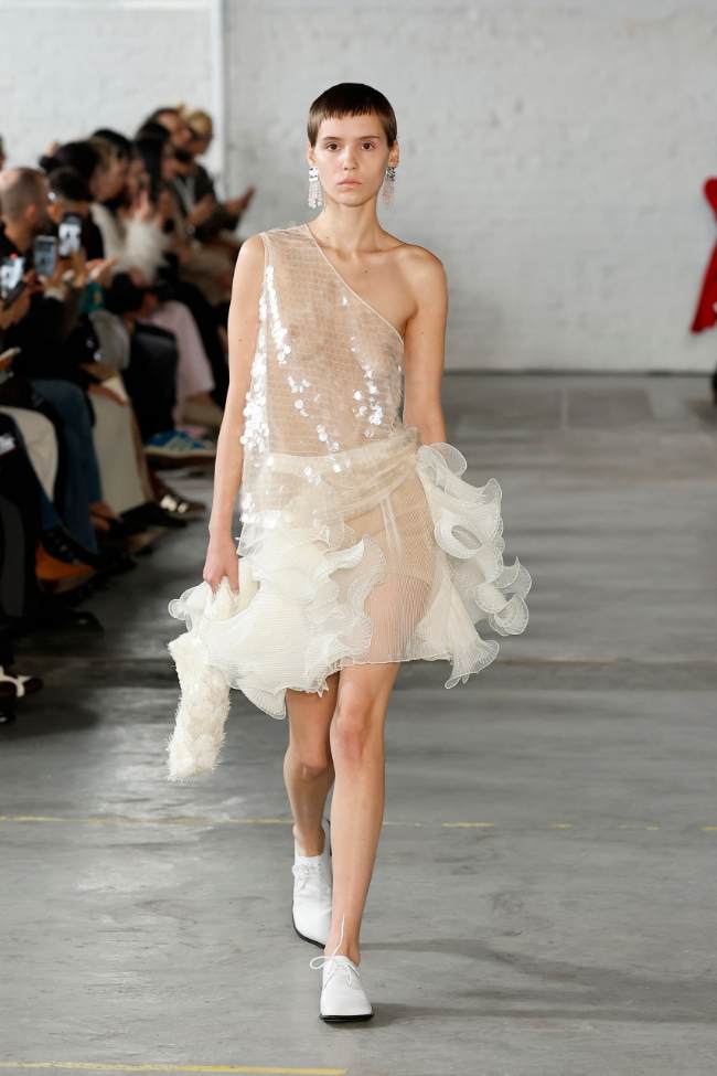 Niccolò Pasqualetti Spring 2025; Photo: NowFashion.com