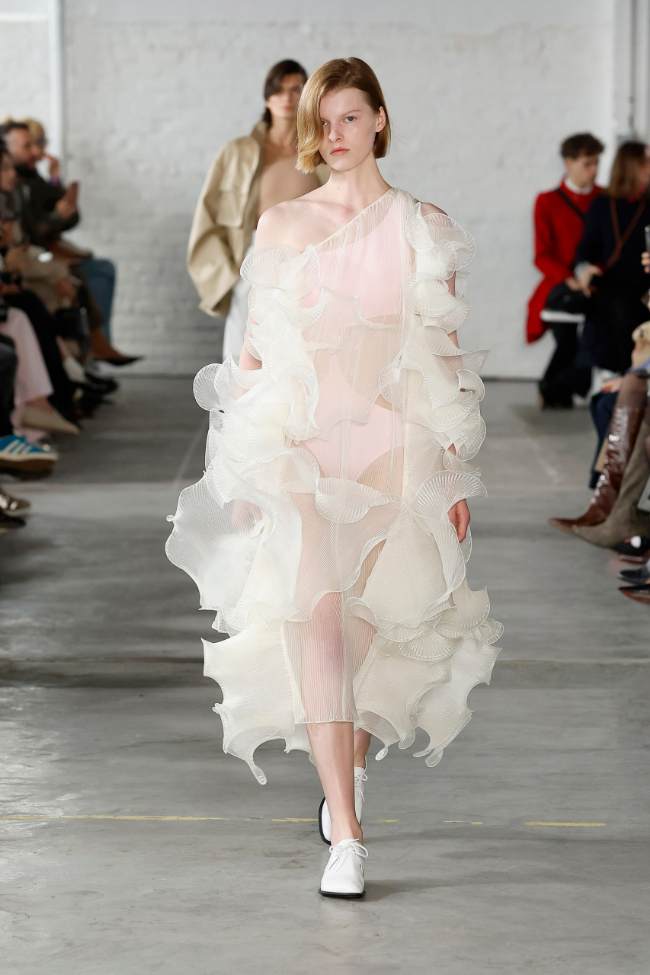 Niccolò Pasqualetti Spring 2025; Photo: NowFashion.com
