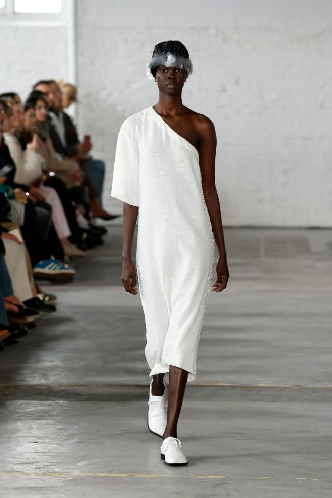 Niccolò Pasqualetti Spring 2025; Photo: NowFashion.com