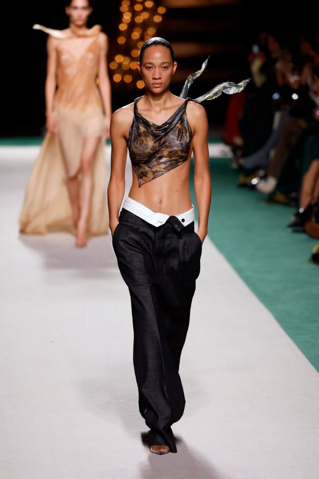 Victoria Beckham Spring 2025; Photo: NowFashion.com