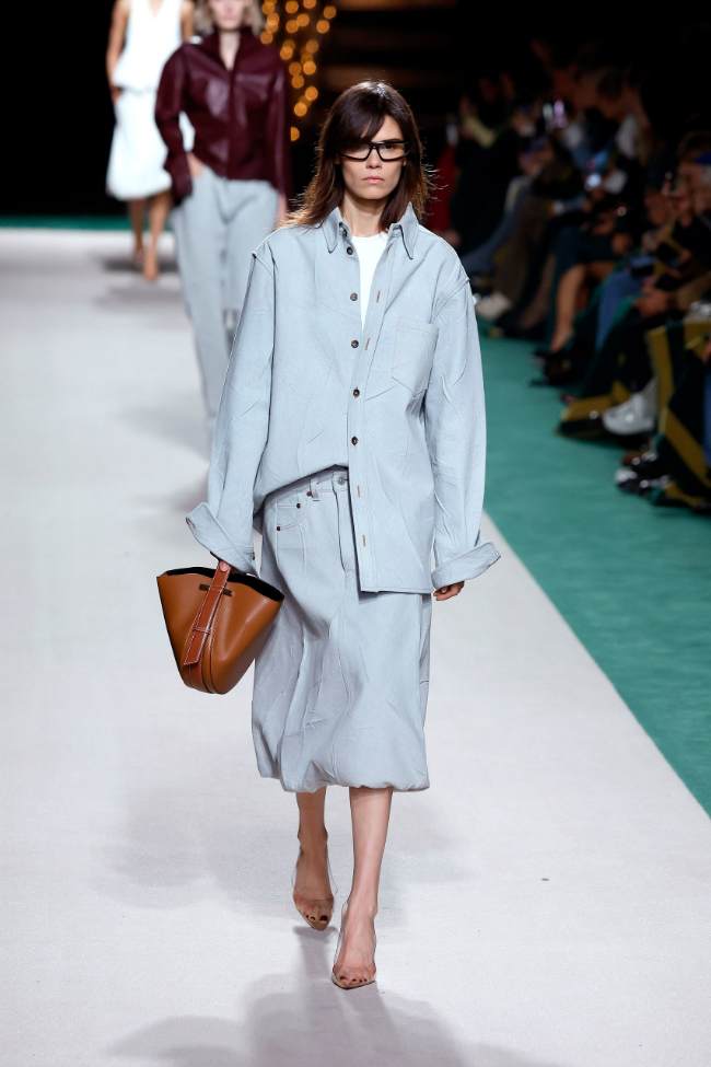 Victoria Beckham Spring 2025; Photo: NowFashion.com