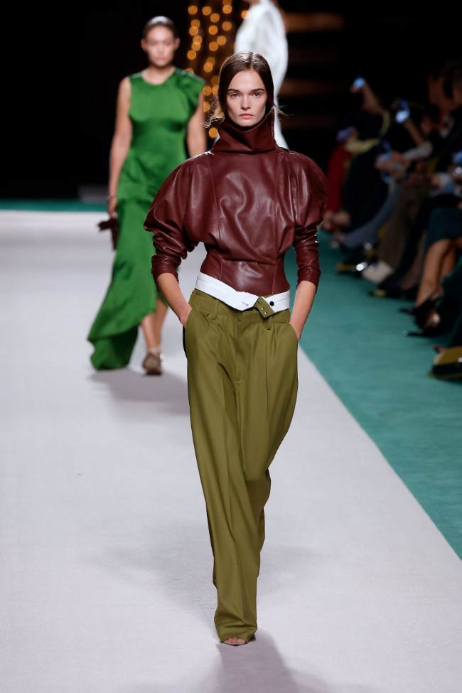 Victoria Beckham Spring 2025; Photo: NowFashion.com