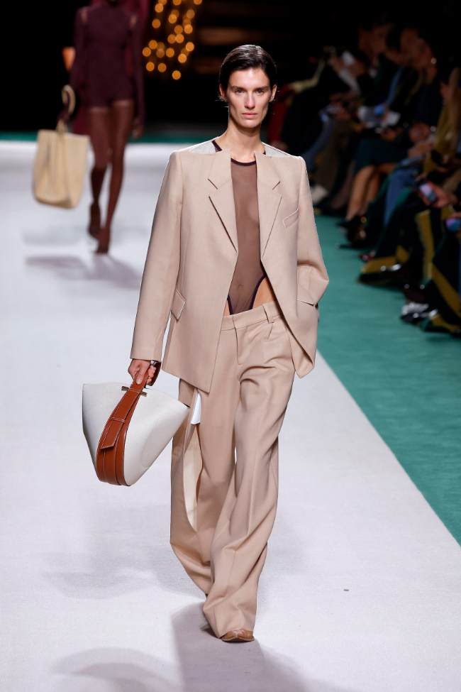 Victoria Beckham Spring 2025; Photo: NowFashion.com