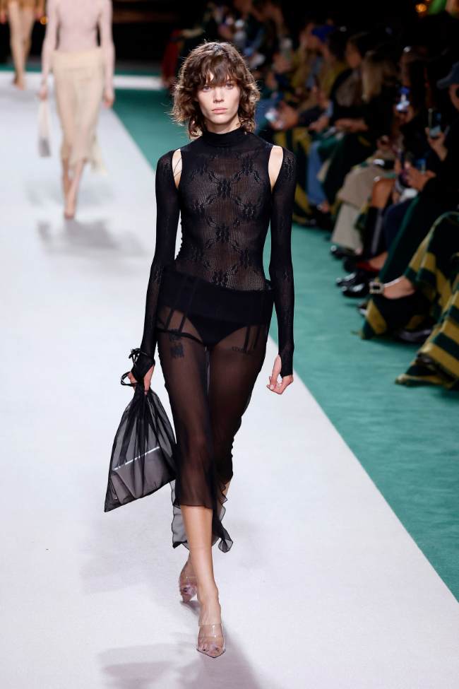 Victoria Beckham Spring 2025; Photo: NowFashion.com