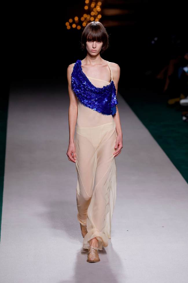 Victoria Beckham Spring 2025; Photo: NowFashion.com