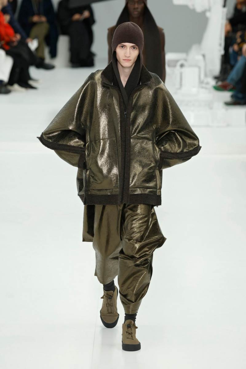 Homme Plissé Issey Miyake Fall 2025 Menswear [Paris] Creative Direction: Sen Kawahara, Yuki Itakura, and Nobutaka Kobayashi