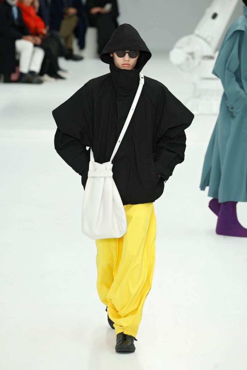 Homme Plissé Issey Miyake Fall 2025 Menswear [Paris] Creative Direction: Sen Kawahara, Yuki Itakura, and Nobutaka Kobayashi