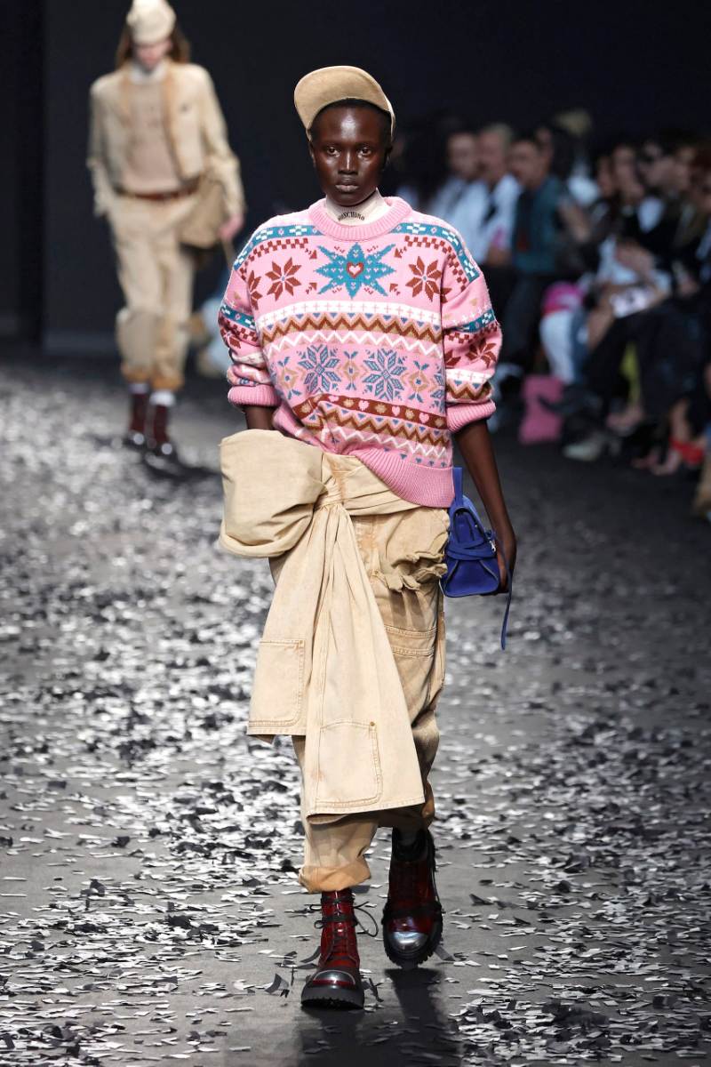 Moschino Fall 2025 [Milan] Creative Direction: Adrian Appiolaza