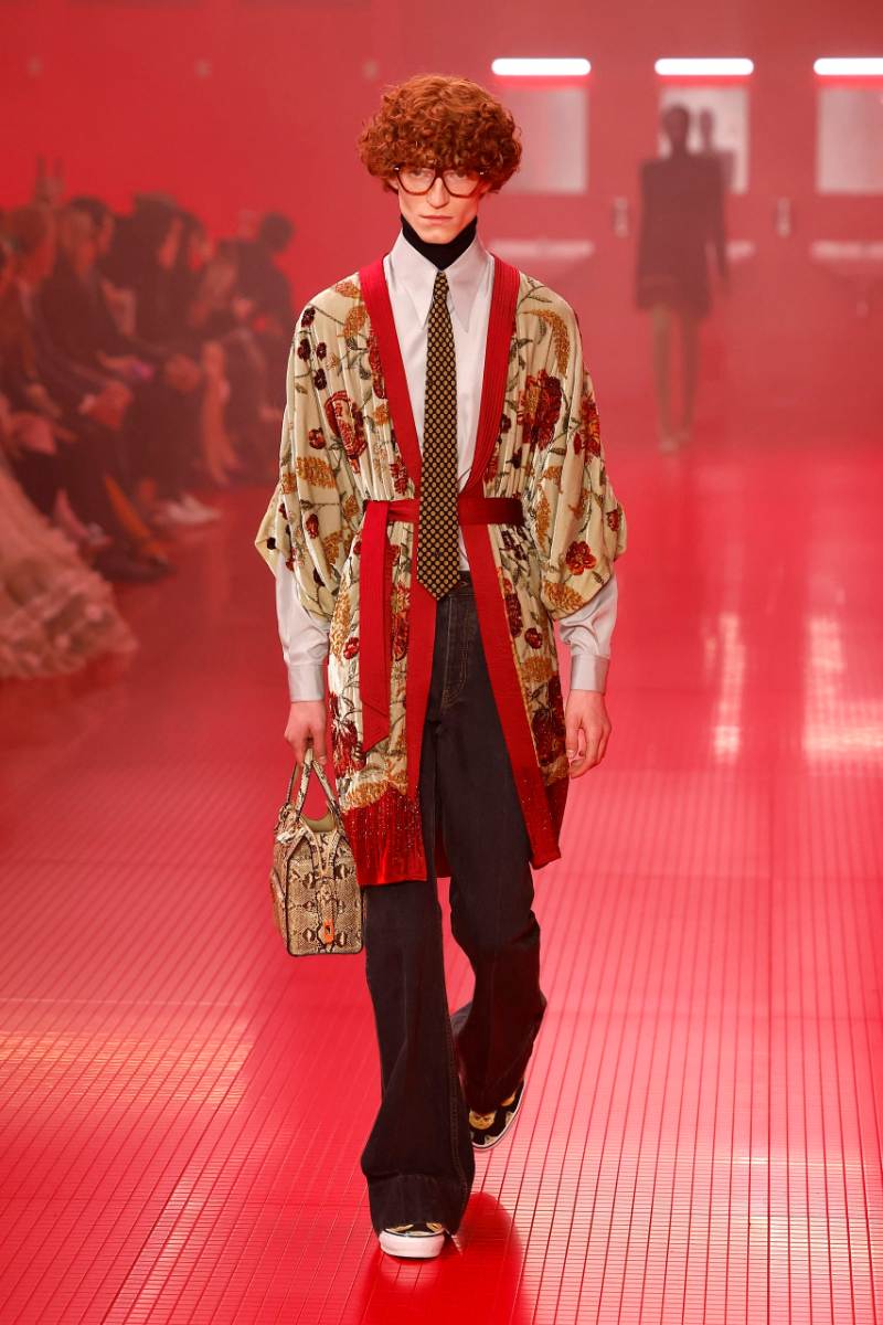 Valentino Fall 2025 [Paris] Creative Direction: Alessandro Michele