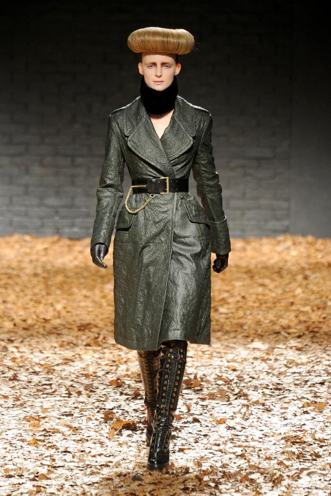 McQ Alexander Mcqueen Fall 2012; Photo: NowFashion.com