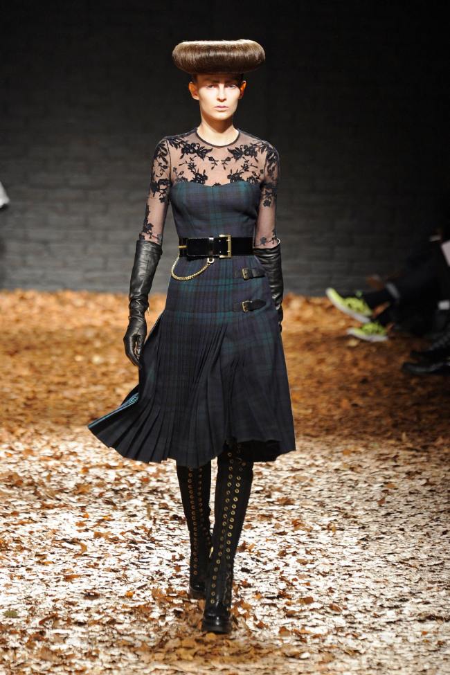 McQ Alexander Mcqueen Fall 2012; Photo: NowFashion.com