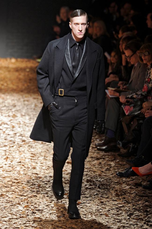 McQ Alexander Mcqueen Fall 2012; Photo: NowFashion.com