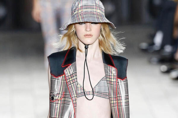 Versus Versace Spring 2018 Collection