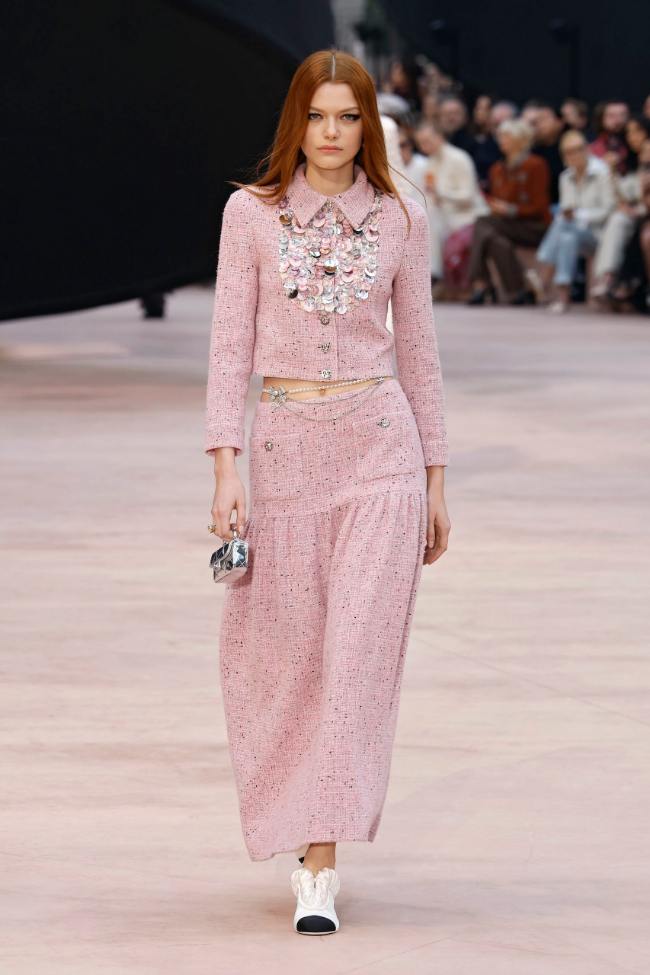 Chanel Fall 2025 [Paris] Creative Direction: Design Team; Photo: NowFashion.com