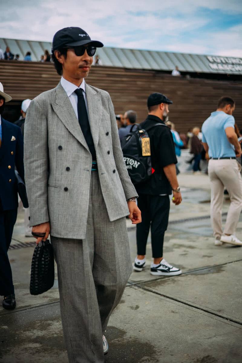 Pitti Uomo 108 Street Style - Jewelry and Hats; Photo Credit: Style du Monde; Courtesy of Pitti Immagine Uomo