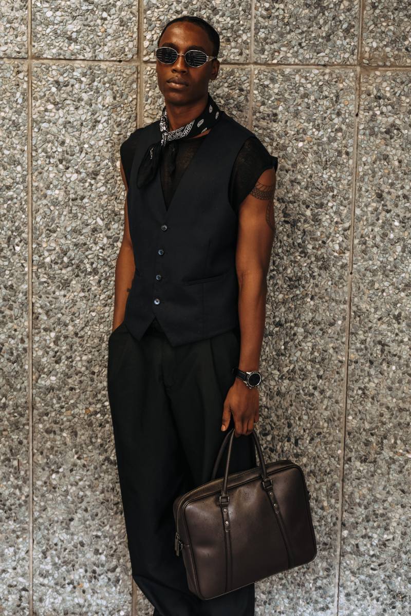 Pitti Uomo 108 Street Style - Sunglasses; Photo Credit: ChillaxingROAD; Courtesy of Pitti Immagine Uomo