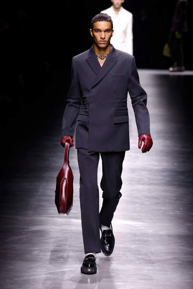 Gucci Fall 2024 Menswear; Photo: NowFashion.com