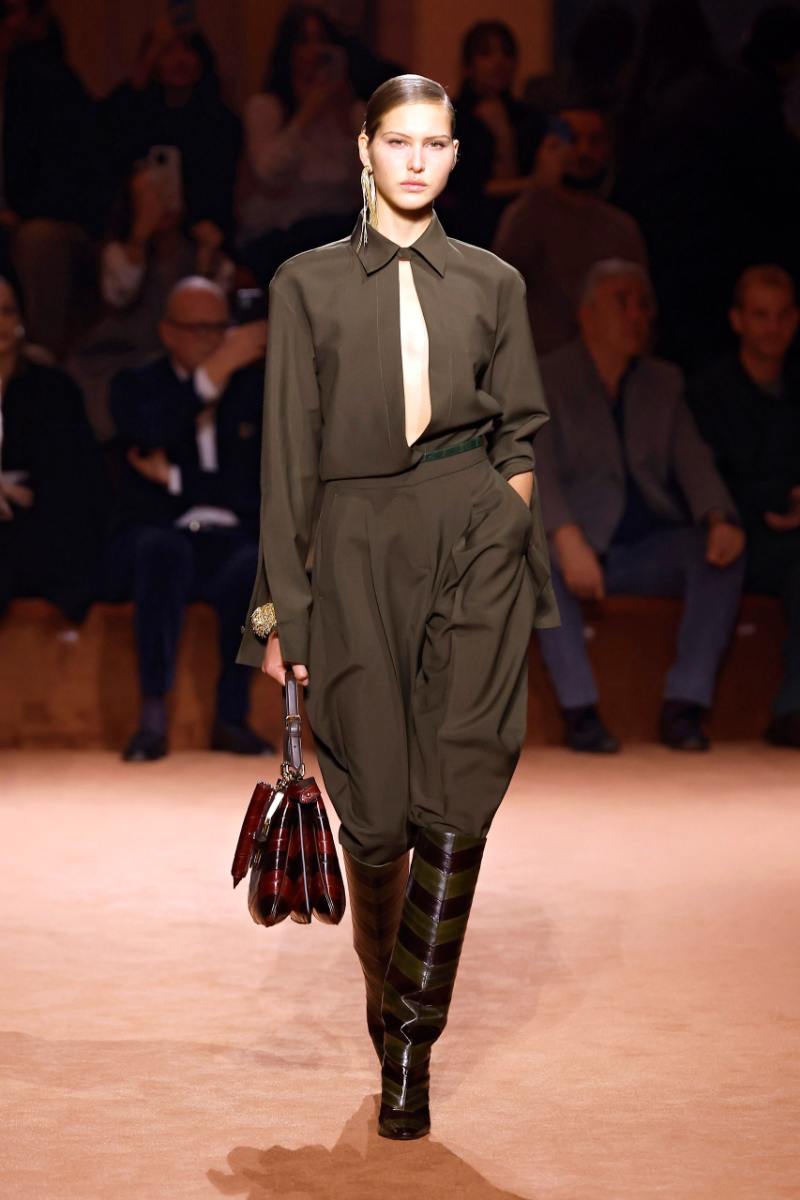 Fendi Fall 2025 [Milan] Creative Direction: Delfina Delettrez Fendi