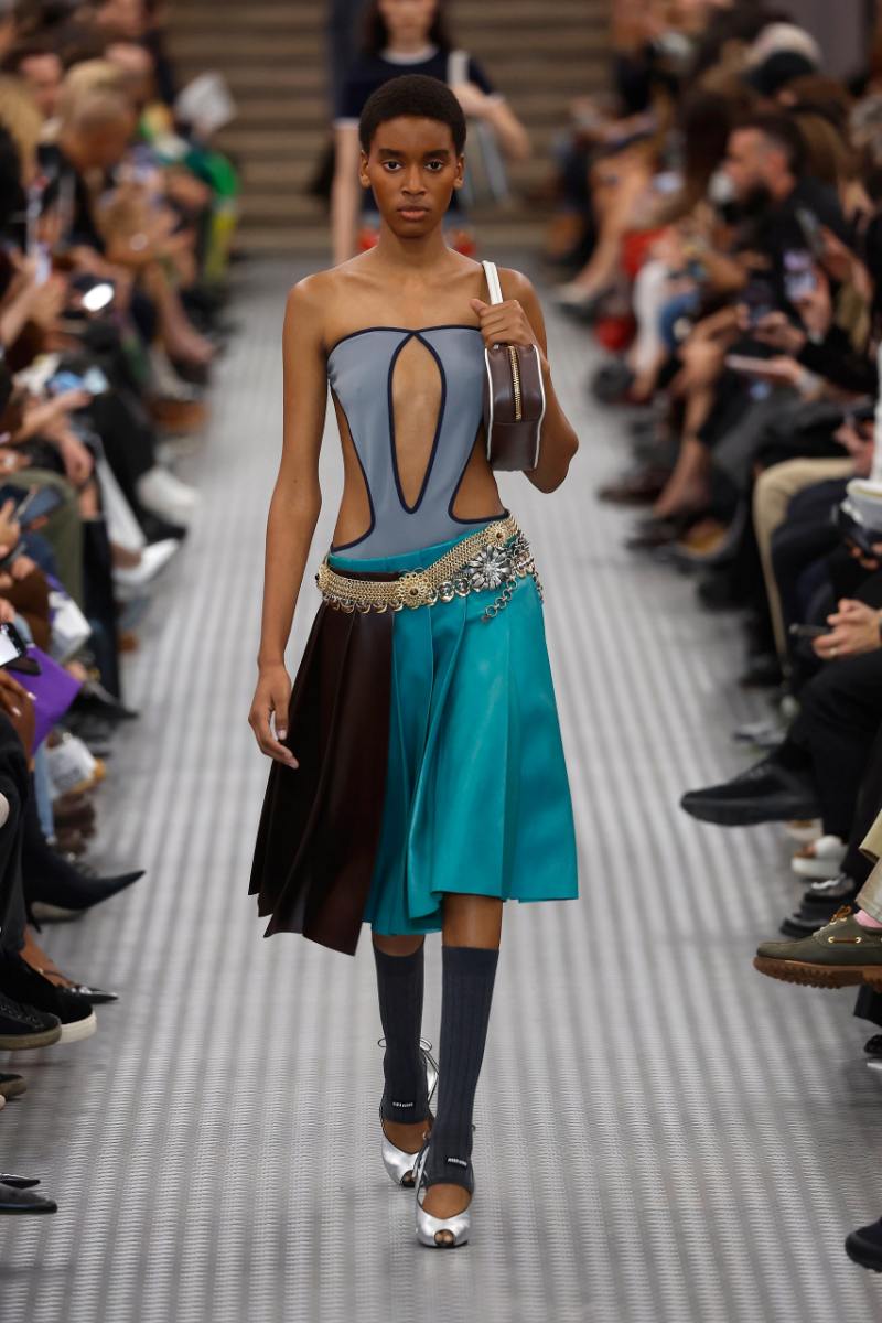Miu Miu Spring 2025 [Paris] Creative Direction: Miuccia Prada