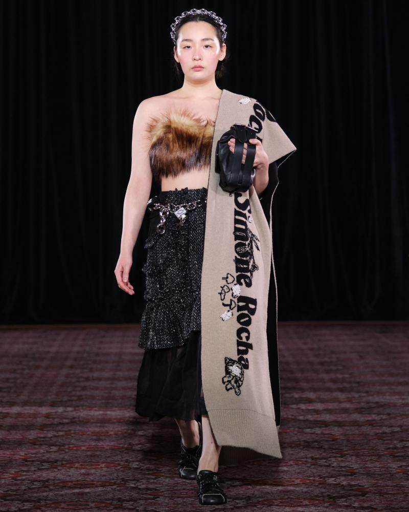 Simone Rocha Fall 2025 [London] Creative Direction: Simone Rocha