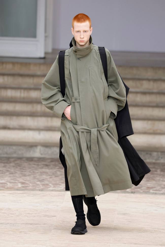 Homme Plissé Issey Miyake Spring 2025 Menswear; Photo: NowFashion.com