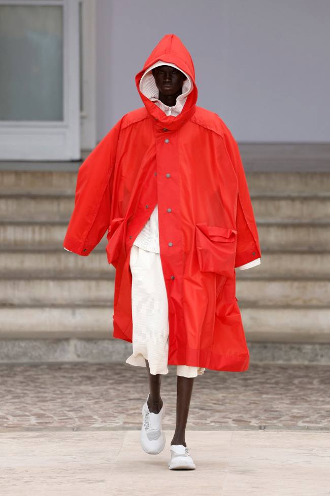 Homme Plissé Issey Miyake Spring 2025 Menswear; Photo: NowFashion.com